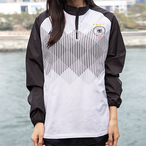 GERMANY 독일 디자인 경량 바람막이 커스텀 윈드브레이커 